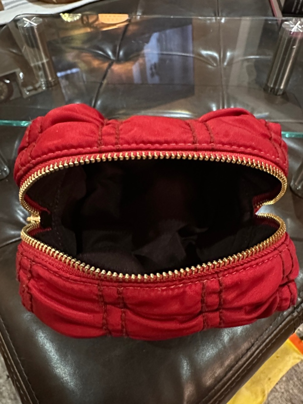 COACH Small Boxy Cosmetic Case w/Ruching Detail, in Red. NWOT - Picture 8 of 14